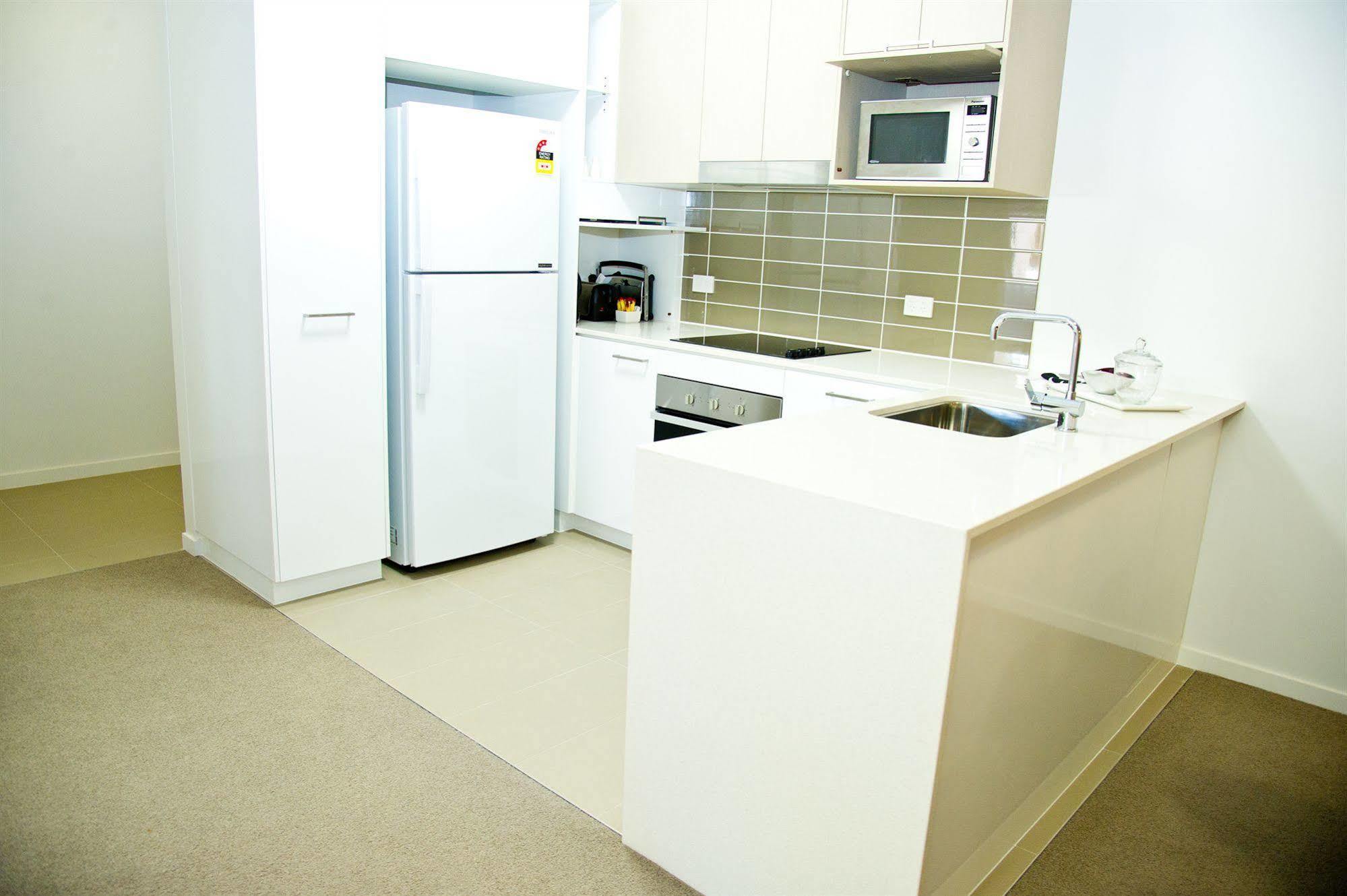 Jacana Apartments Townsville Bagian luar foto